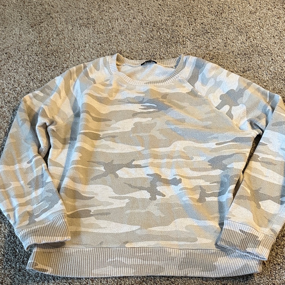 Rails oatmeal Theo camo top